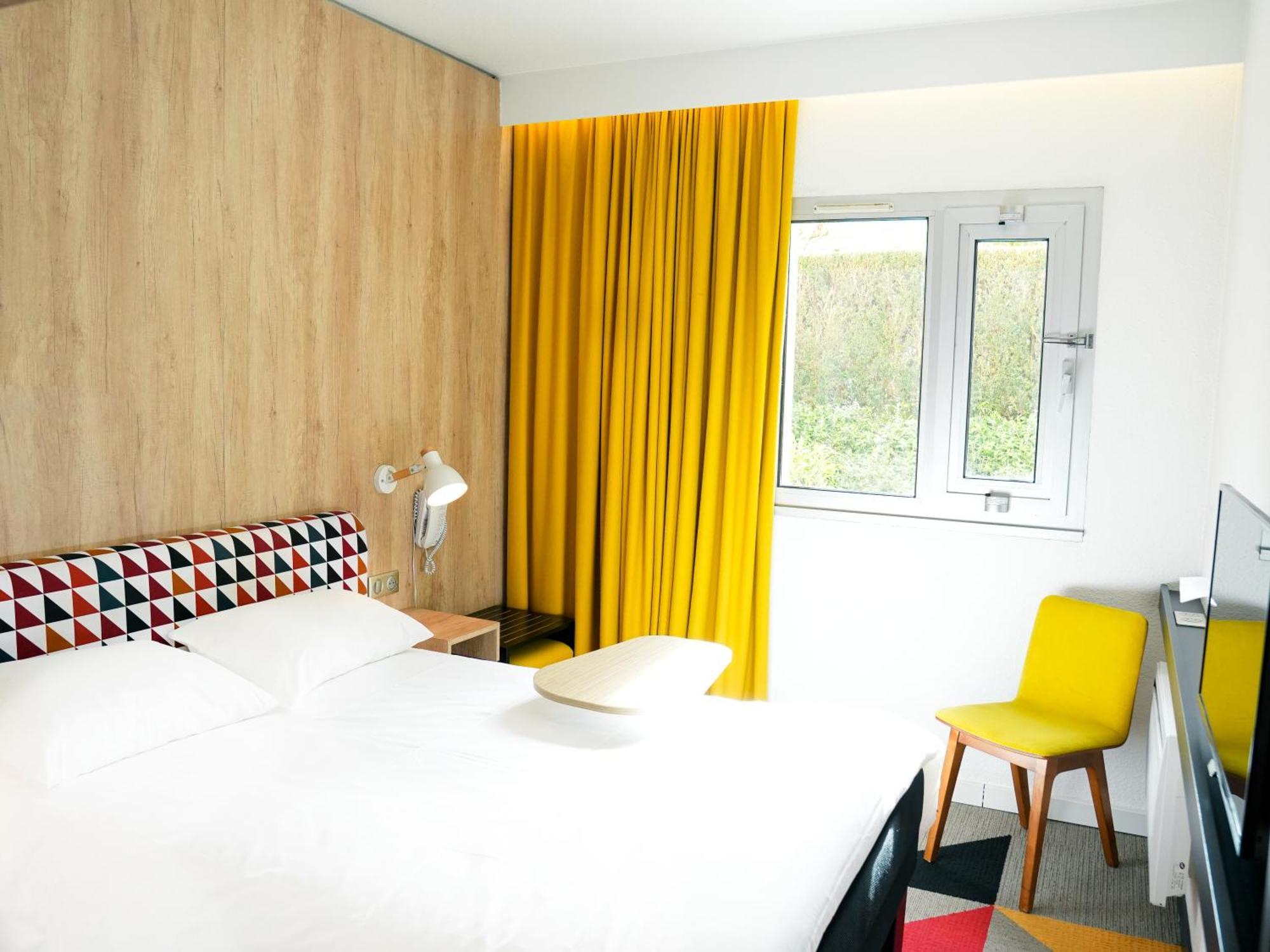 Ibis Styles Caen Centre Historique Hotel Bagian luar foto