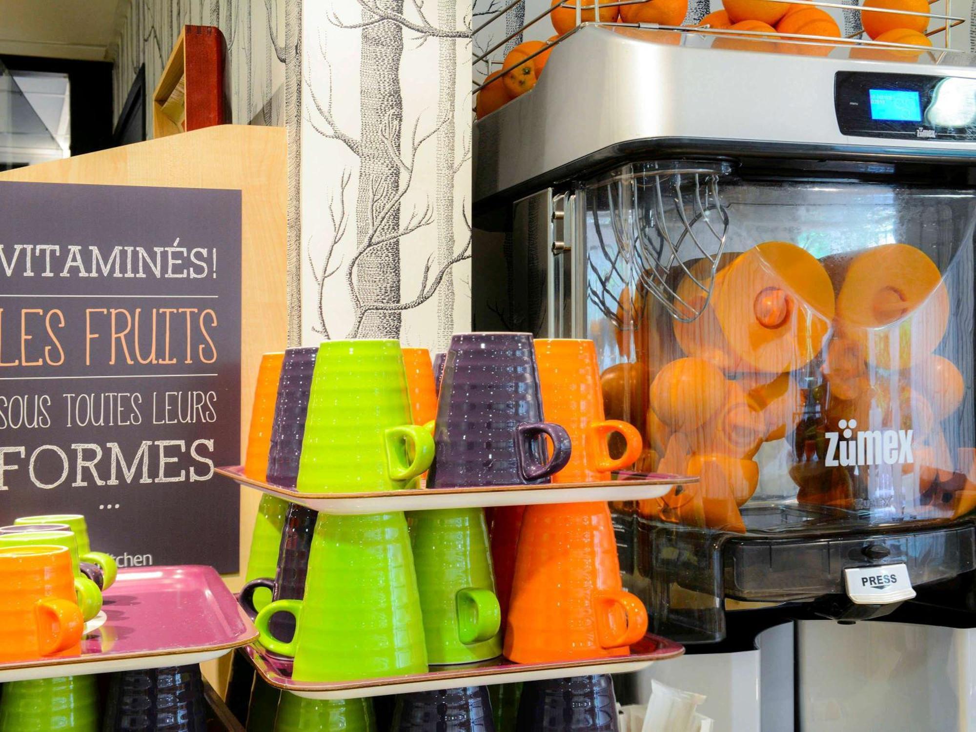 Ibis Styles Caen Centre Historique Hotel Bagian luar foto