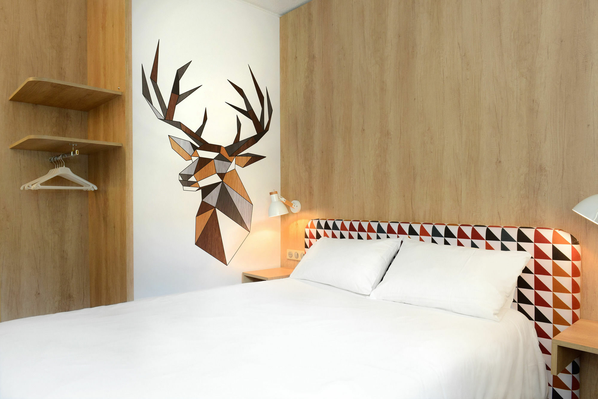 Ibis Styles Caen Centre Historique Hotel Bagian luar foto
